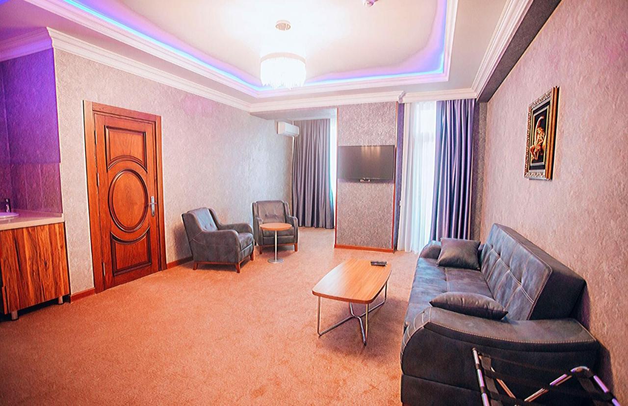Royal Sapphire Hotel Baku Exterior foto